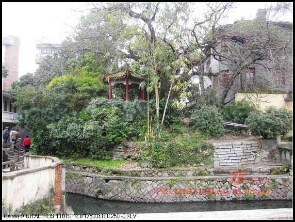 1光禄吟台，右侧的就是建于51年的青砖楼.jpg