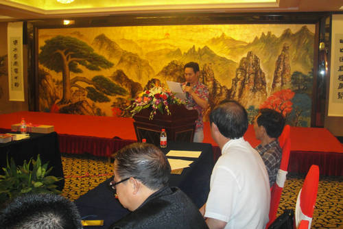 在“108”酒店主持欢迎周贤钧总会长 DSC03981.JPG