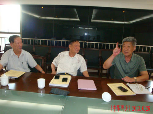1周开喜名誉会长讲话DSC07946.JPG