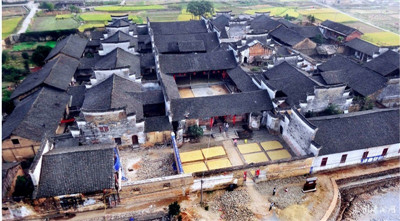 周家大院3301.jpg