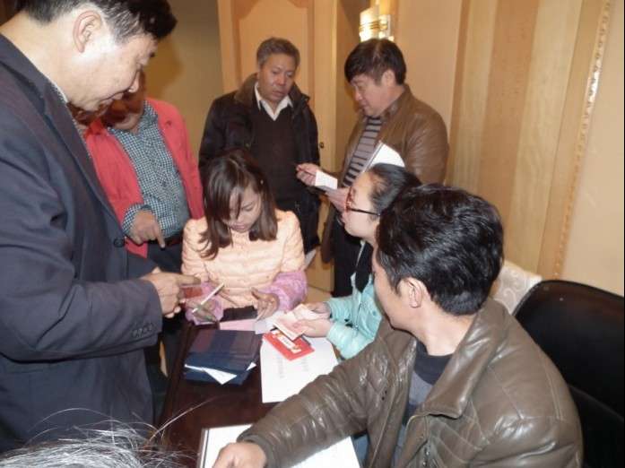年会-8QQ图片20131208033023.jpg
