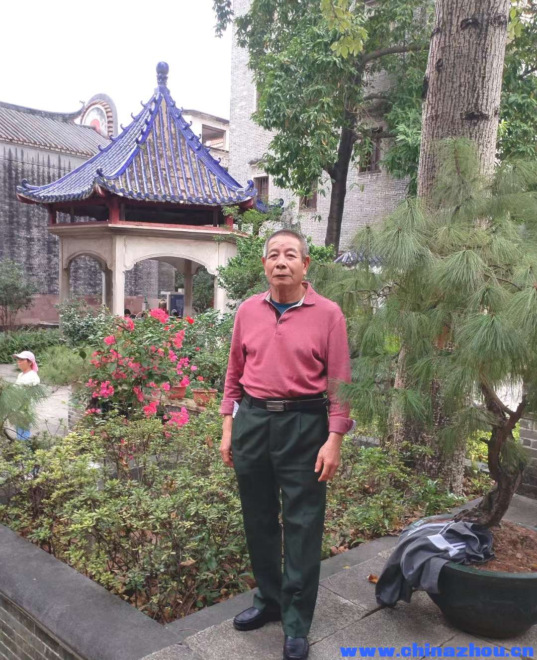 周氏宗亲，游览南海九江吴家大院。