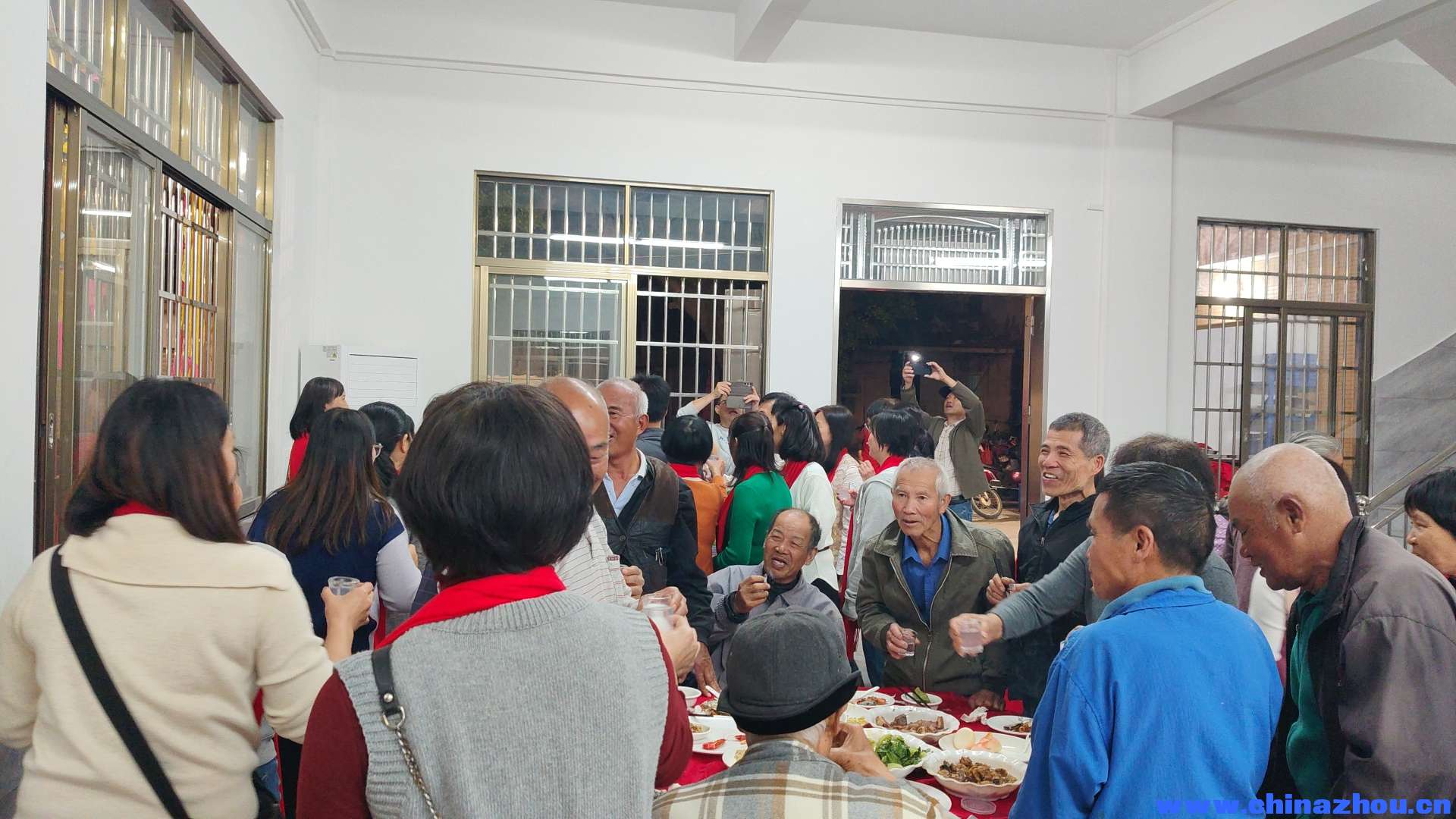 庆祝东方村文化中心落成庆典暨第十届敬老活动