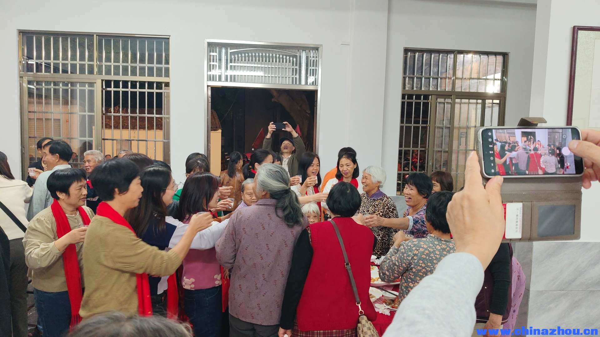 庆祝东方村文化中心落成庆典暨第十届敬老活动