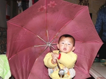 打伞
